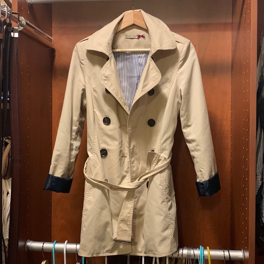 Trench coat